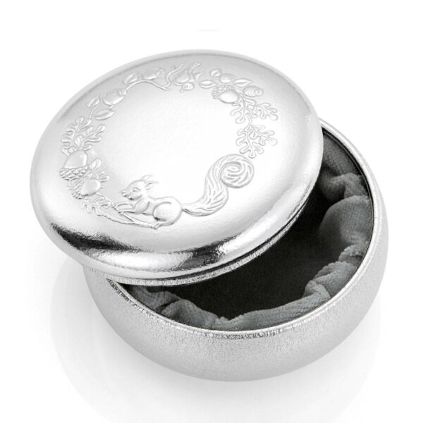 Smykkeskrin, "Eventyr"